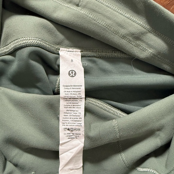 Lululemon Women’s Grey Eucalyptus Leggings High Rise Crop 23” Wunder Train - Picture 2 of 5